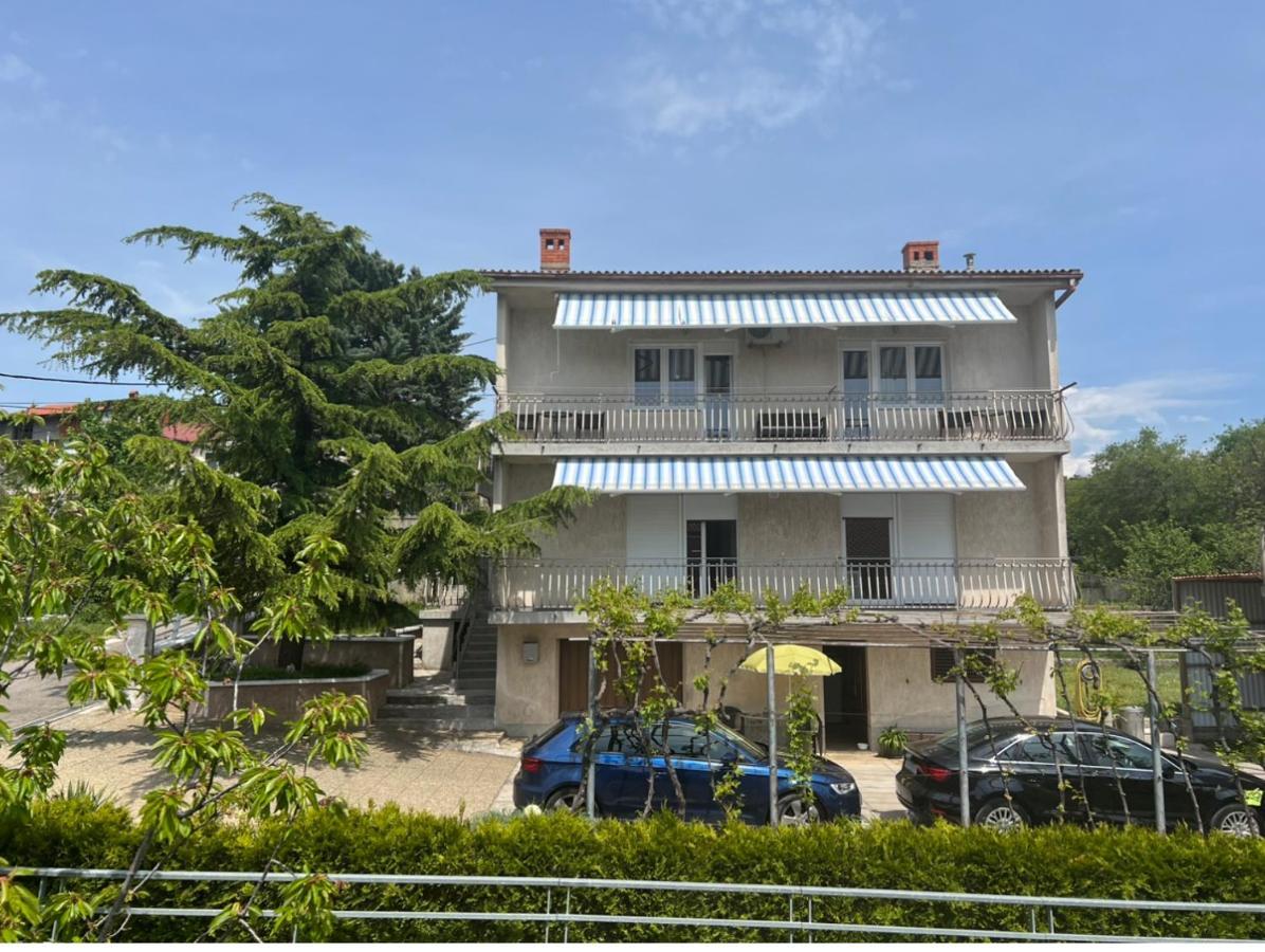 באקר Lotus Holiday Apartment In Skrljevo מראה חיצוני תמונה