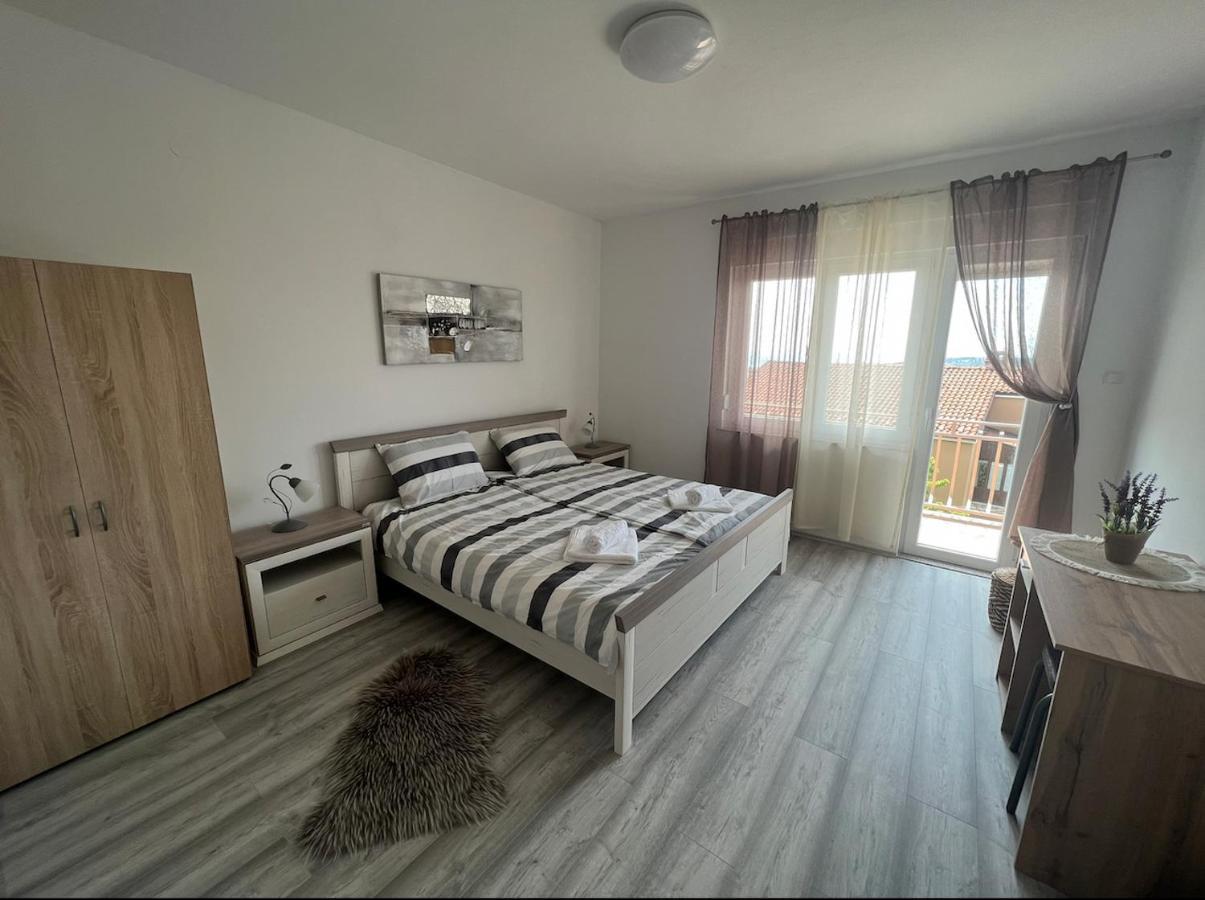 באקר Lotus Holiday Apartment In Skrljevo מראה חיצוני תמונה